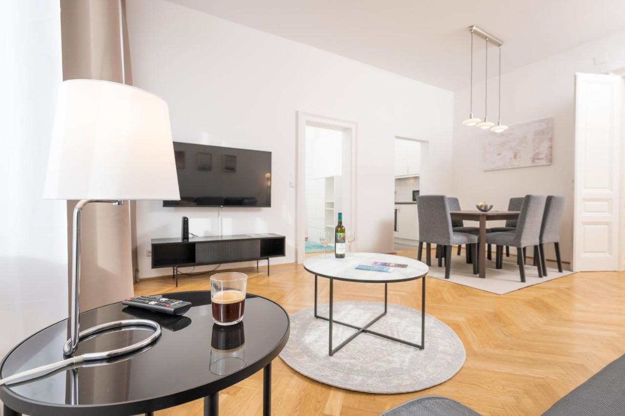 Luxury Suites Liechtenstein فيينا المظهر الخارجي الصورة